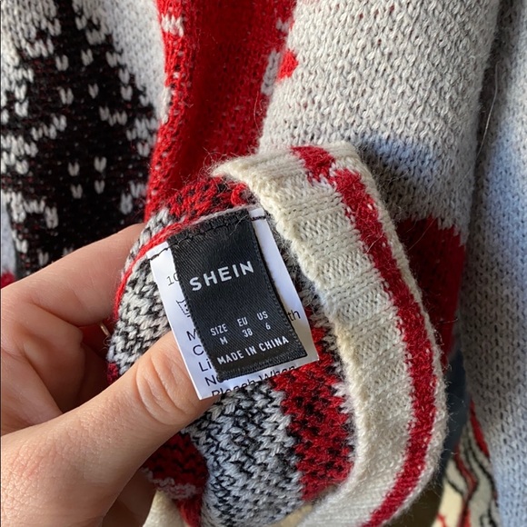 Comfy Patterned Sweater - Picture 4 of 5